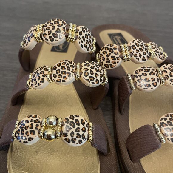 Ladies Grandco Sandals Jeweled Leopard Flip Flops Wedge size 8 EUC - Picture 11 of 12